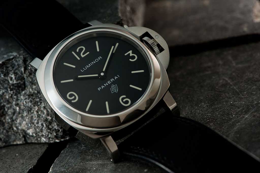 Panerai Luminor Base